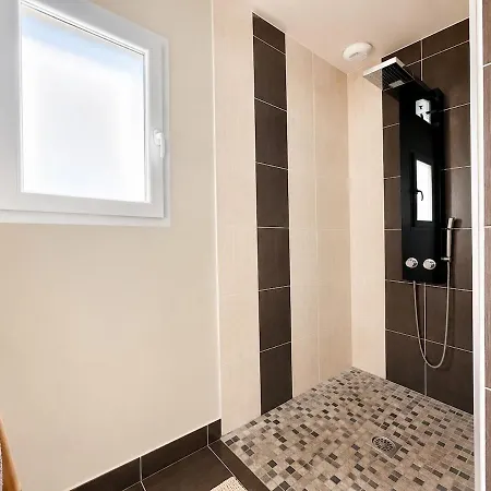 Apartmán Grande Maison, 6 Personnes, Terrasse & Parking